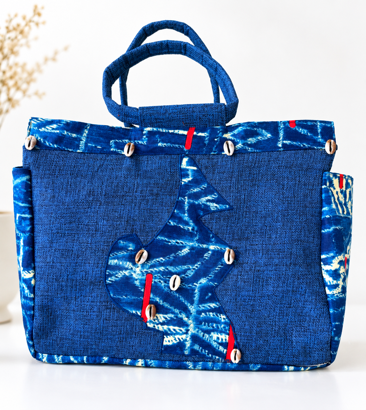 Sac cabas artisanal africain – motif ndop & cauris